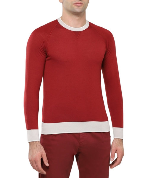 Round neck jumper with long sleeves