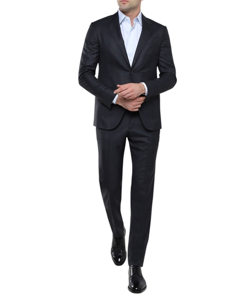 Düz biçimli kostyum