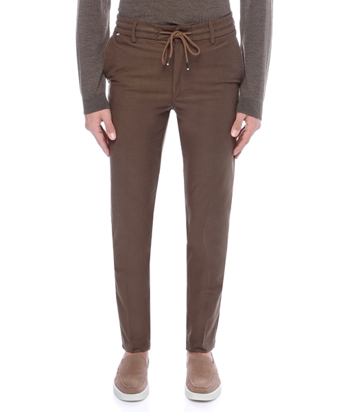 Slim-fit trousers with elastic waist