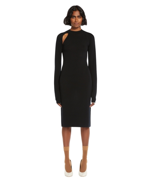 Платье миди с вырезом