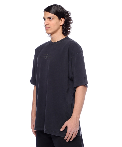 VETEMENTS｜SHORT-SLEEVED ROUND NECK T-SHIRTS (UE63TR161B Round neck Property of Vetements T-shirt with short sleeves