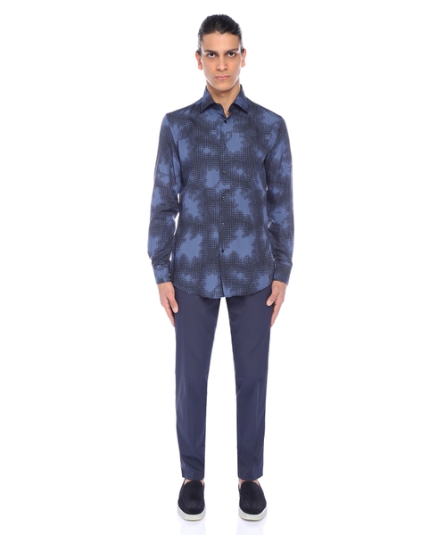 Long sleeve shirt with pattern
