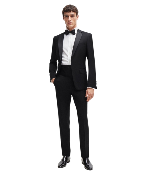 Düz biçimli yun kostyum