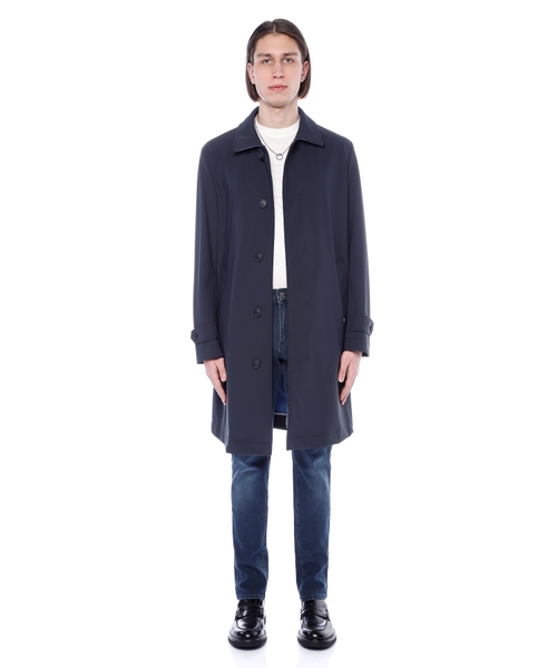 Long sleeve trench with button fastening