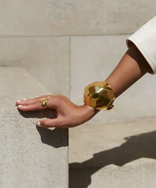 Twist Bangle bracelet | Emporium