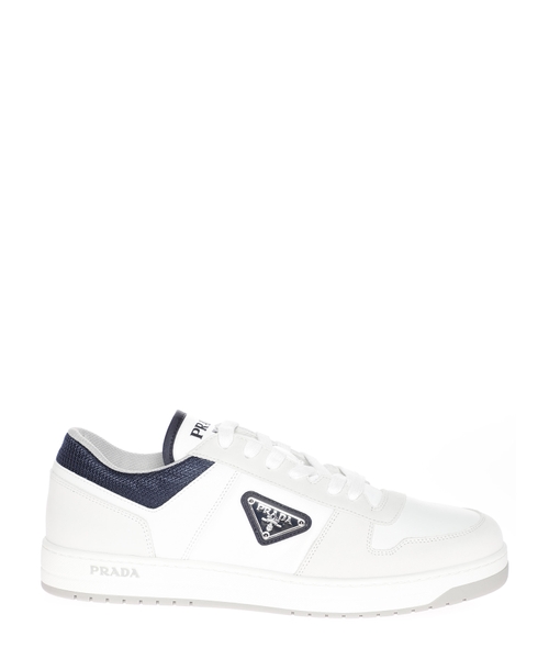 Logo sneakers
