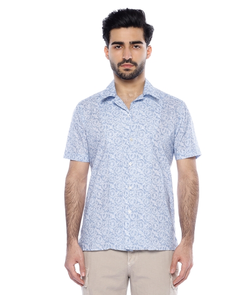 Рубашка с принтом и короткими рукавами