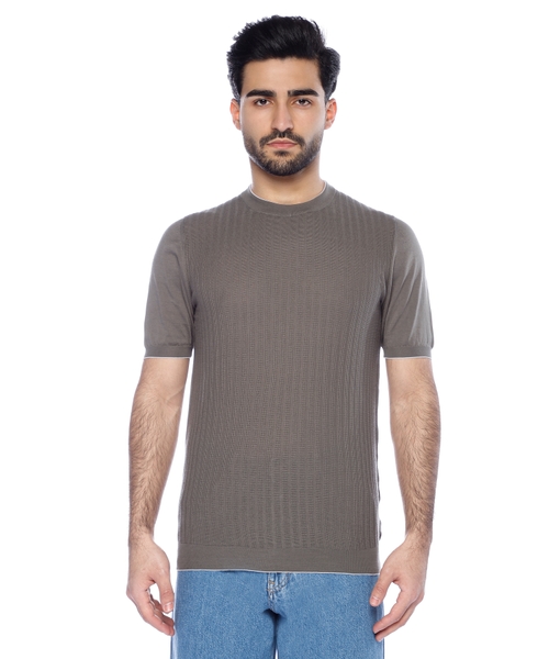 Round neck jumper with short sleeves
