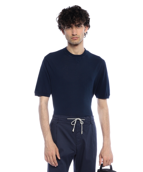 Футболка с круглым воротником и короткими рукавами