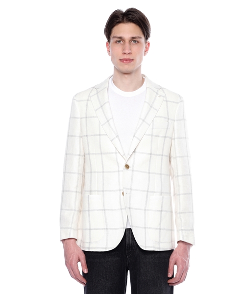 Long sleeve blazer with button fastening
