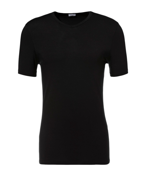 V yaxalı T-shirt
