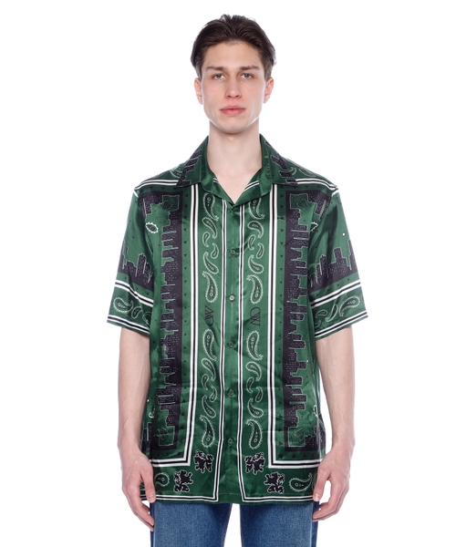 Short sleeve shirt with paisley print