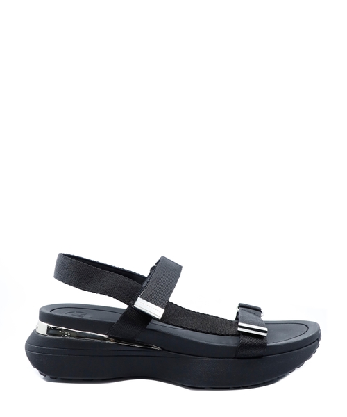 ARI thick-soled sandals