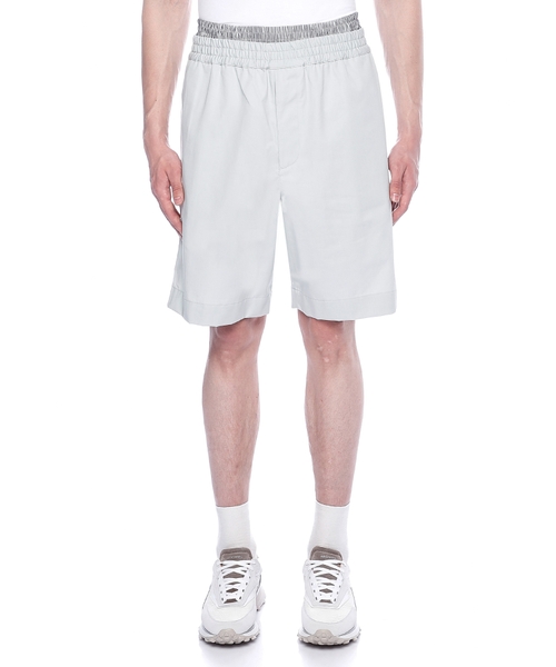 Shorts with elastic waist