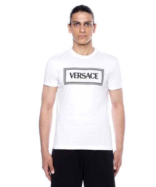 Dairəvi yaxa ilə qısaqol T-shirt