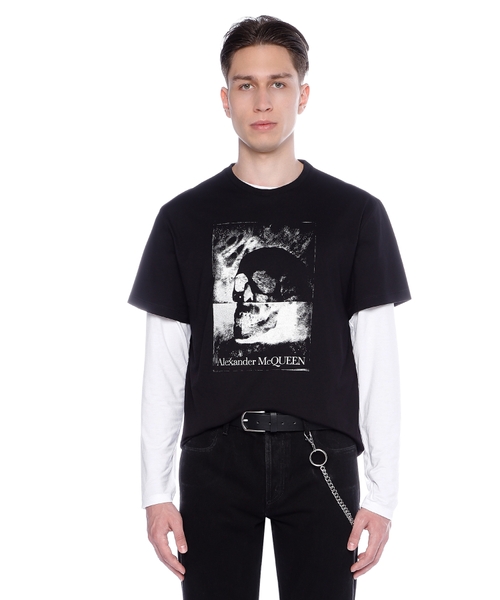 Dairəvi yaxa ilə qısaqol T-shirt