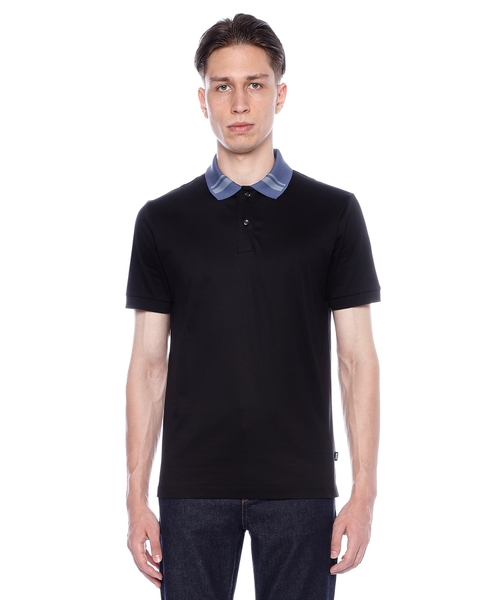 Polo with logo detail