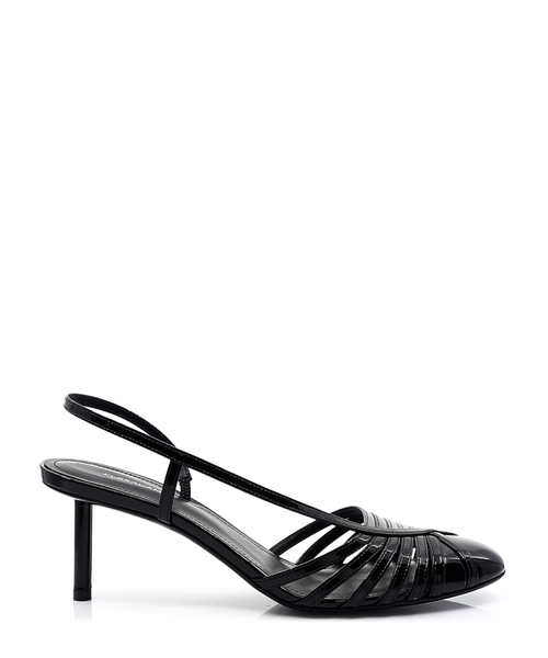 Сандалии с ремешками