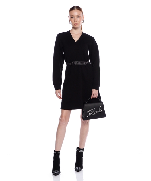 Платье с логотипом на поясе