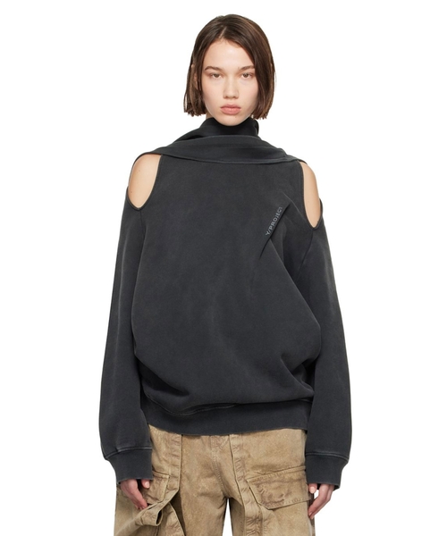 Şərfli və loqolu svitşot