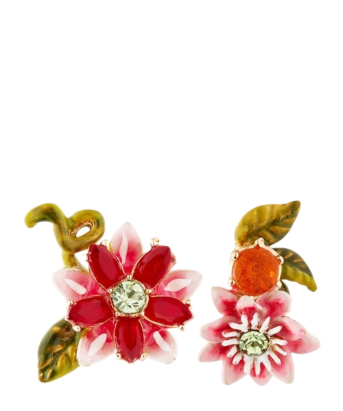 Серьги Asymmetrical passion flower post earrings
