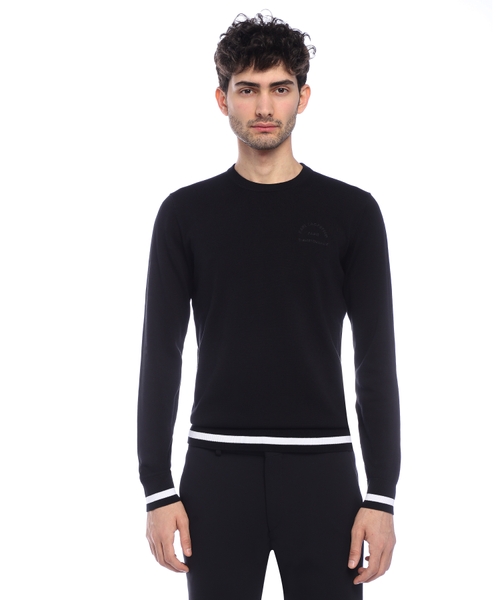 Джемпер с вышивкой логотипа