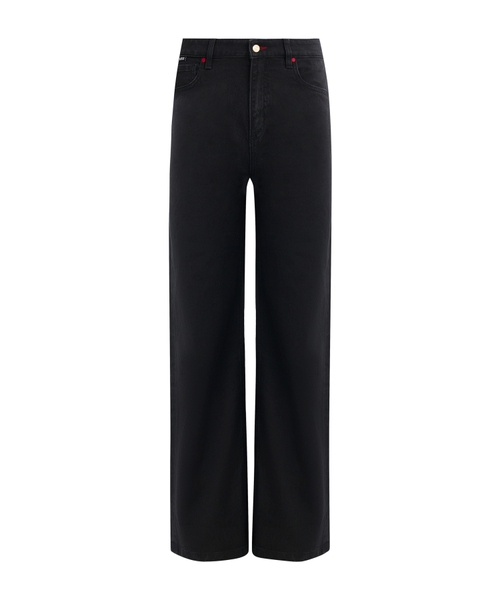 Джинсы с нашивкой