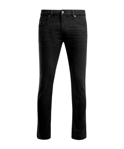 Slim-fit jeans