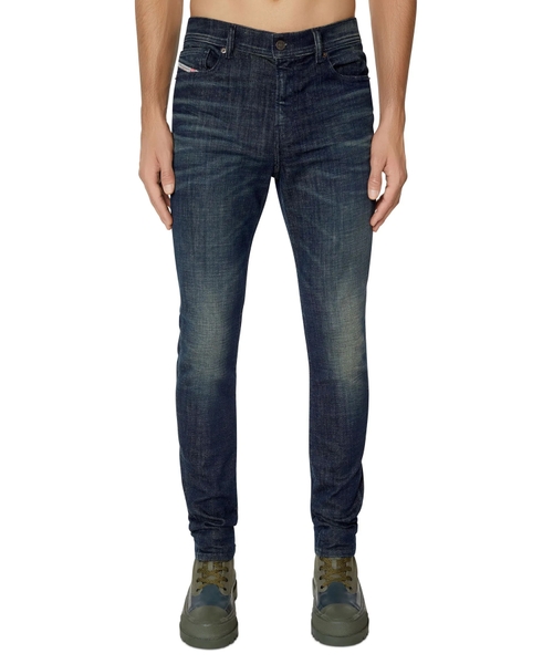 Slim-fit jeans