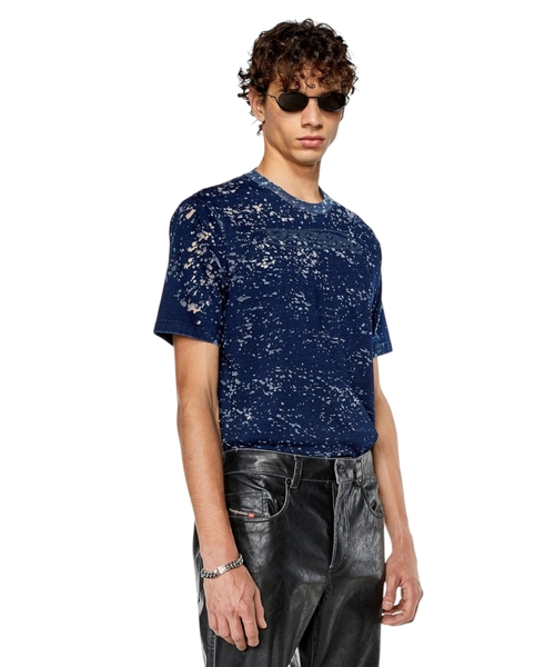 T-Just-Slits-N15 T-Shirt
