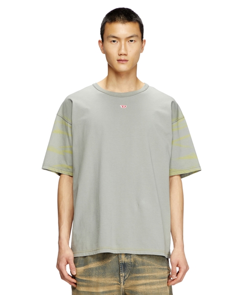 T-Adjust-R23 T-shirt