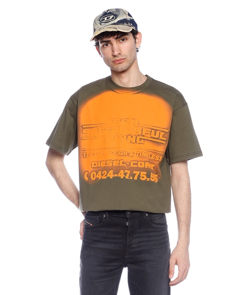 Blowout qrafik loqolu T-shirt