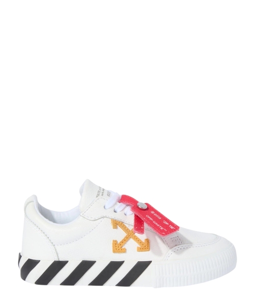 Vulcanized leather sneakers