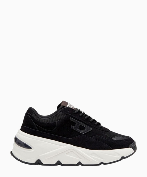 Sneakers with D logo