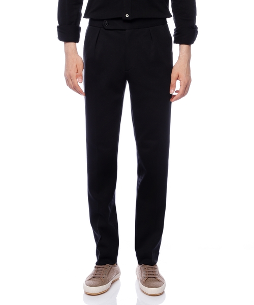 Düz biçimli şalvar