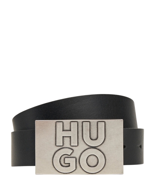 Leather belt with metallic buckle