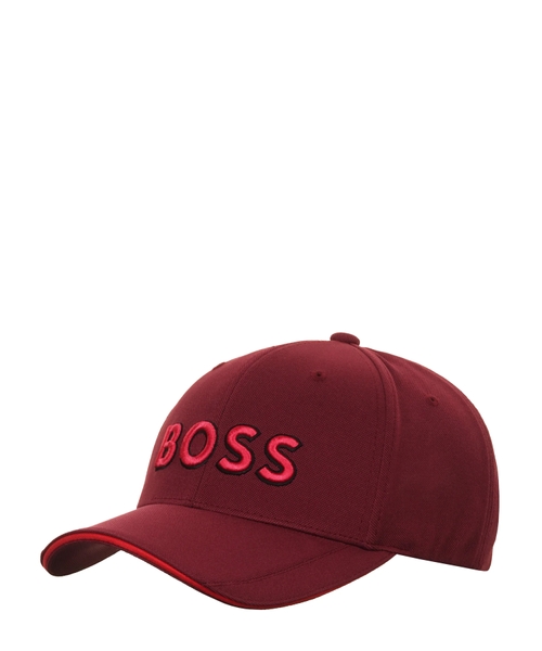 Кепка с вышитым логотипом