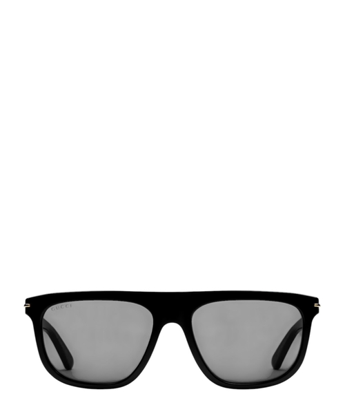 Солнцезащитные очки в овальной оправе