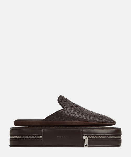 Palazzo slipper with travel case