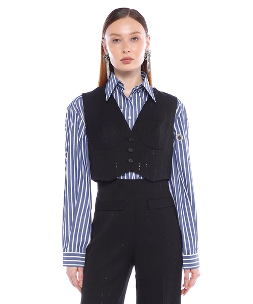 Укороченный жилет с пайетками