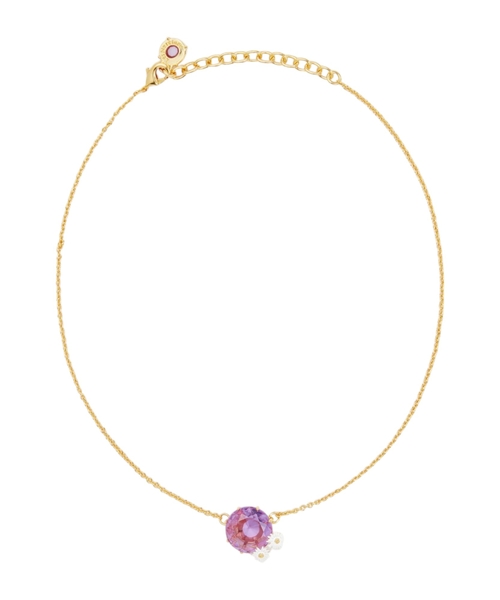 Ожерелье из круглых камней с ромашками