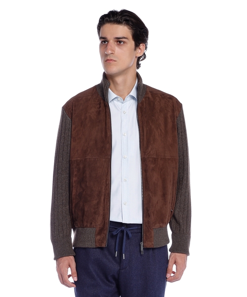 Lightweight jacket with zip fastening