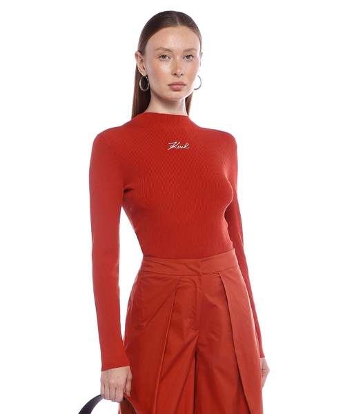 Ribbed slim fit sweater