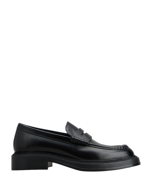 Loafers in leather
