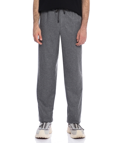 Брюки прямого кроя с эластичной талией