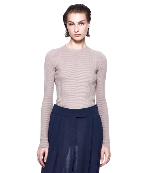 Джемпер в рубчик с круглым вырезом