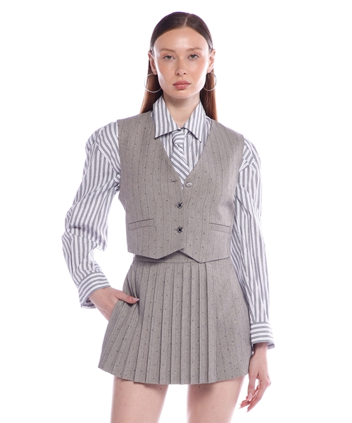 Облегающий жилет, украшенный стразами