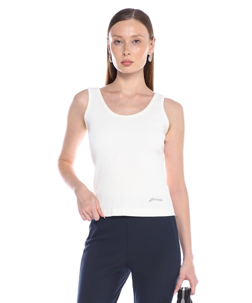 Yivli top