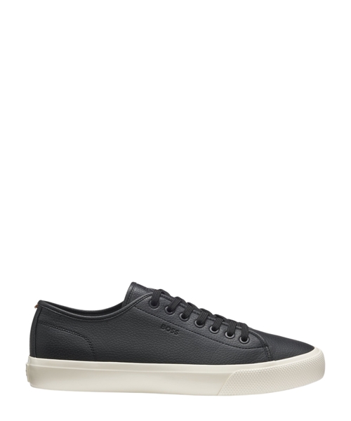 Low-top trainers in grained faux leather