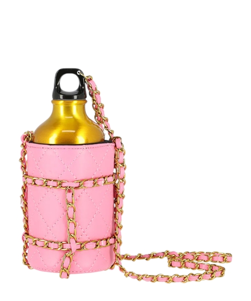 Water bottle with chain